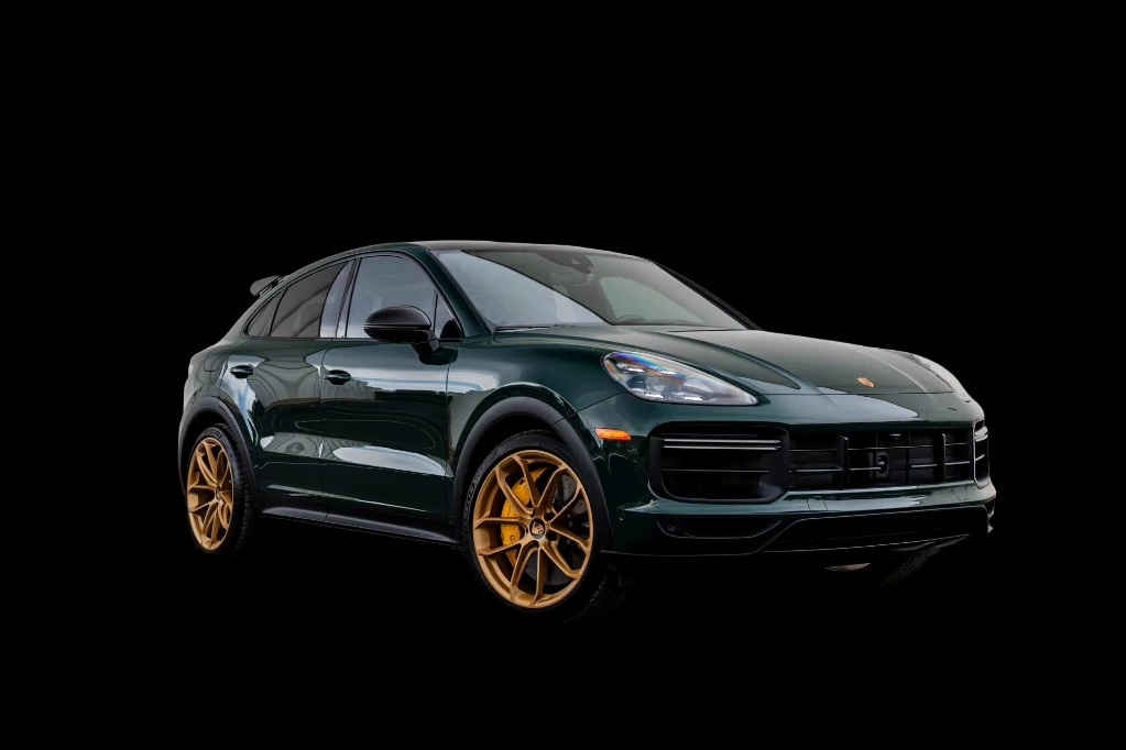 Porsche Cayenne Turbo GT 640 ch - photo 1