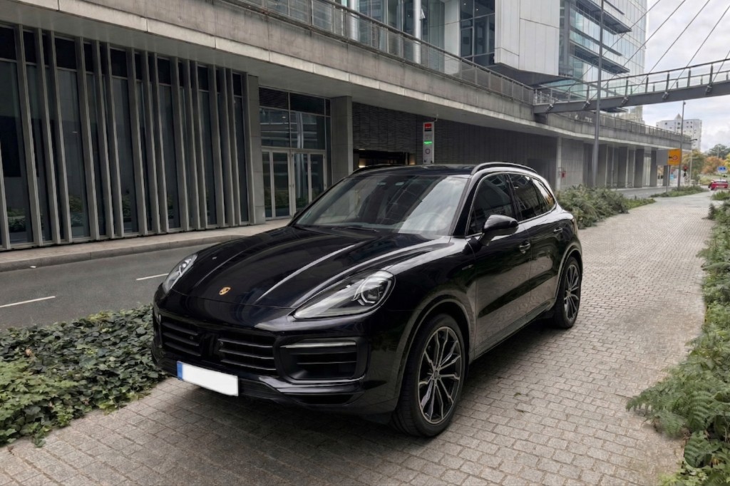 Porsche Cayenne GT full options